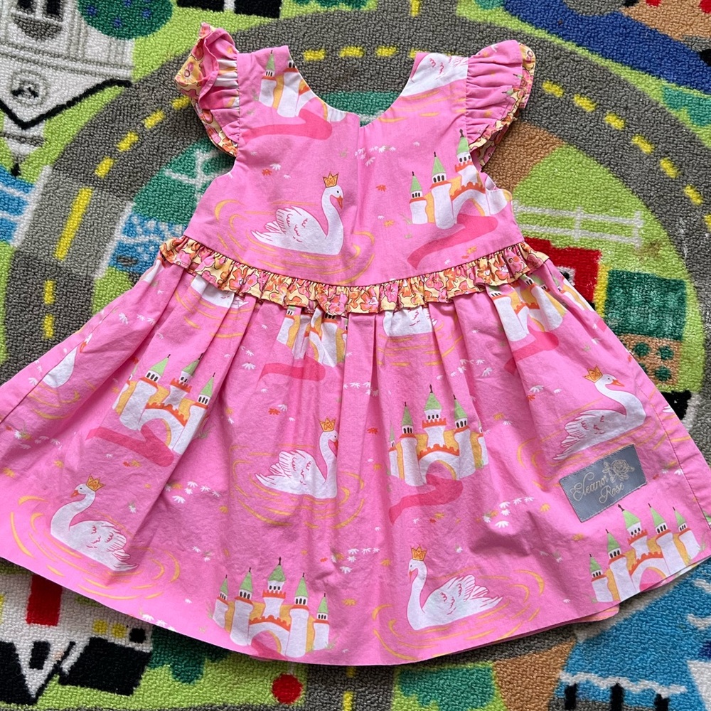 Eleanor Rose Swan Dress 12M EUC